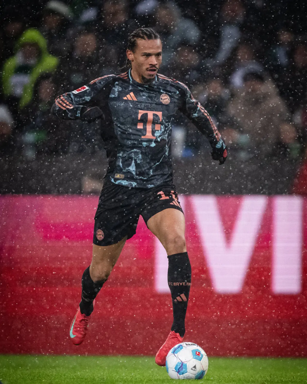 开云登陆入口-门兴格拉德巴赫内部会议纪要流出：国际比赛日单刀错失，葡超使命明确，纪律约束更严格-开云登陆入口